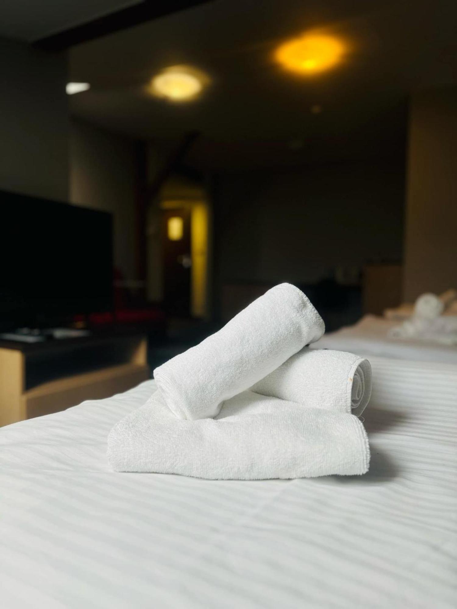 Magiczna Farma Hotel Obiady Maka I Magia Zambrow Eksteriør billede